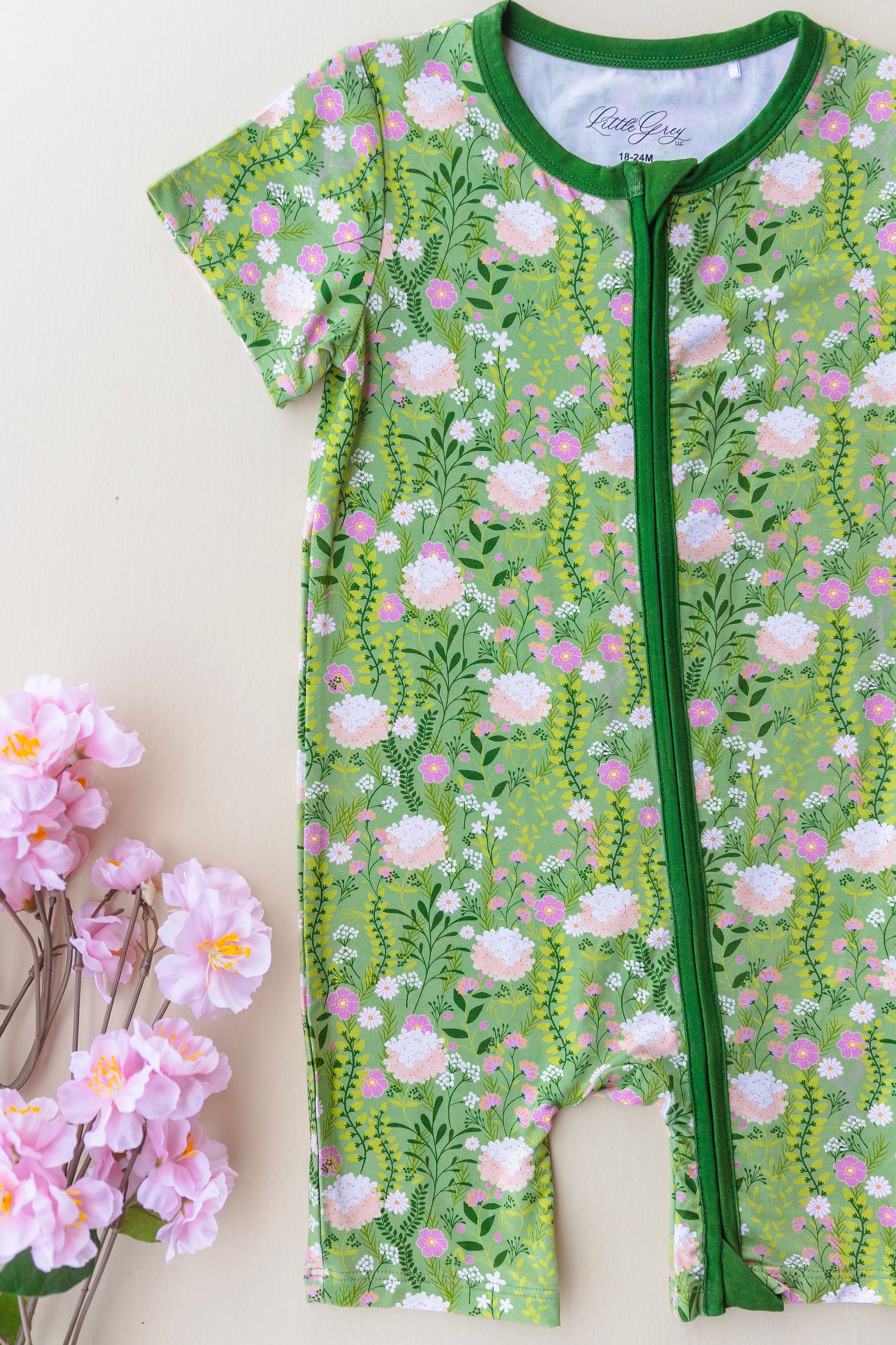 Zippy Shortie - Botanical Bliss