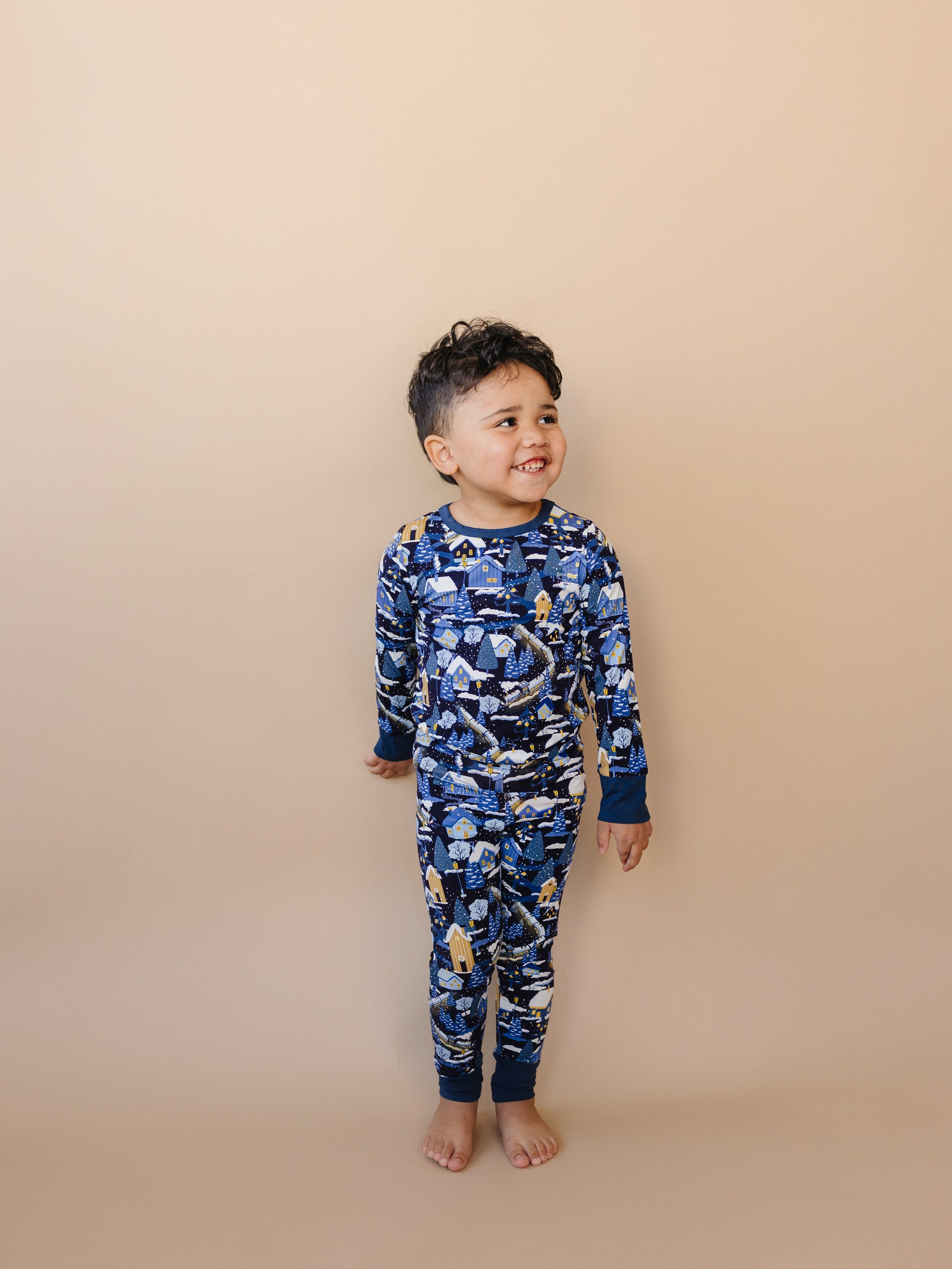 Long Sleeve Pajama Set - Winter Train