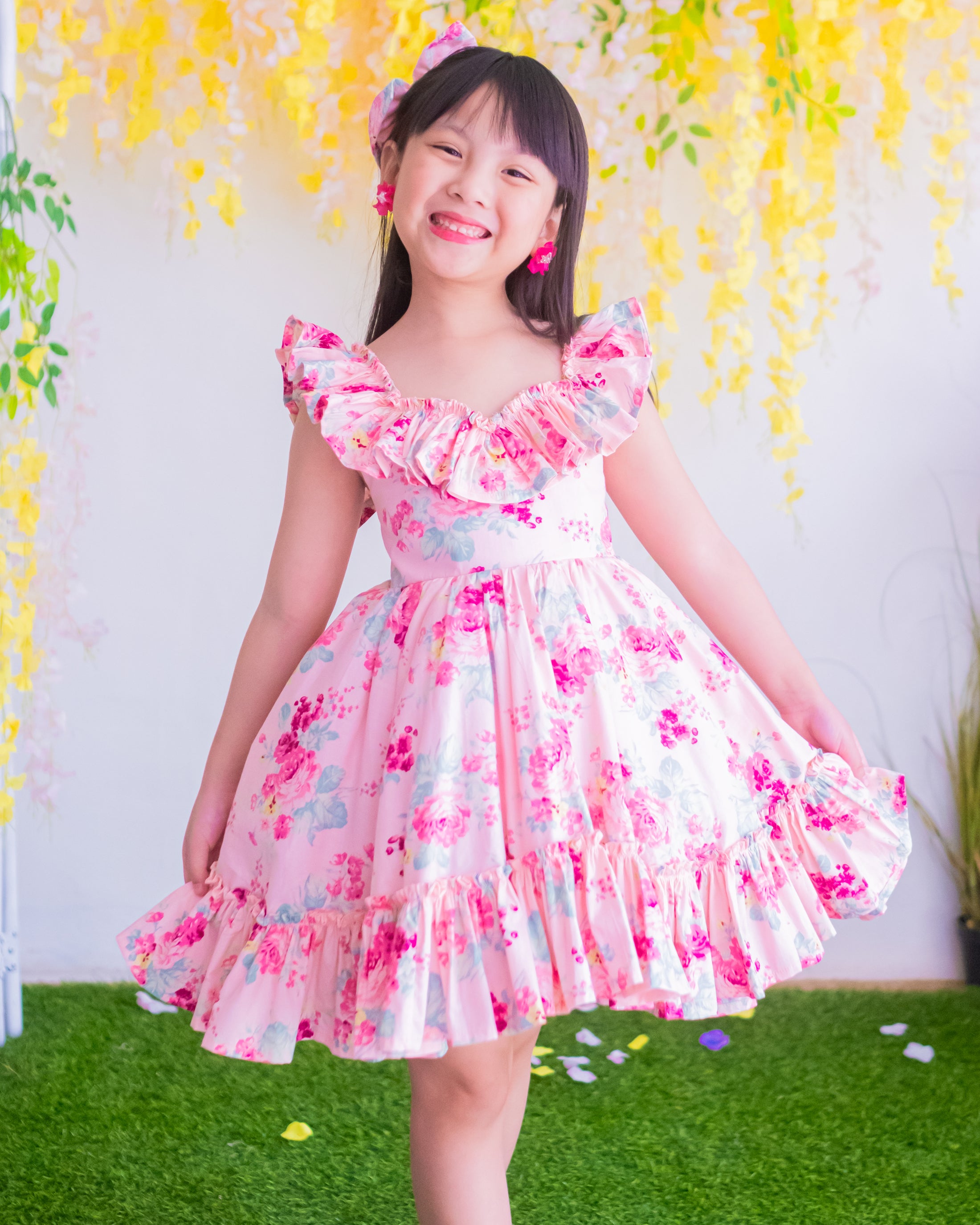 Eumie Ruffle Sleeves Twirl Dress