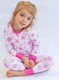 Load image into Gallery viewer, Holiday Pjs Set- Pink Snowflakes
